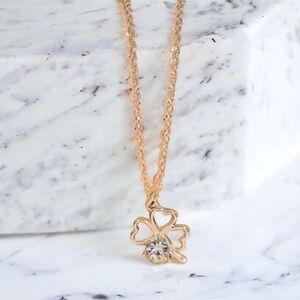 4 LEAF CLOVER RHINESTONE PENDANT NECKLACE
